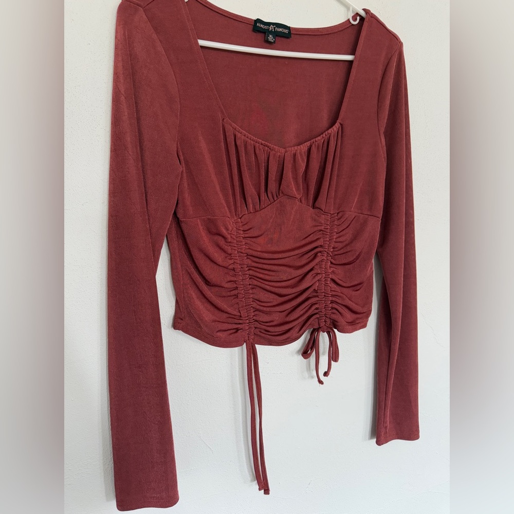 Women's Ruched Rust Top - Picture 3 of 9